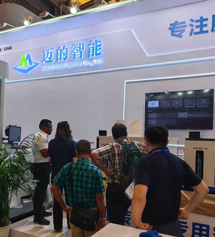 星科工業(yè)空調(diào)（蒸發(fā)冷省電空調(diào)）-展會(huì)現(xiàn)場