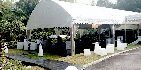 星科移動(dòng)環(huán)?？照{(diào)助力新加坡總統(tǒng)府戶外音樂(lè)會(huì)通風(fēng)降溫