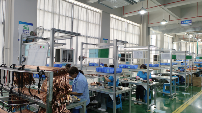 蒸發(fā)冷省電空調(diào),給廠房車(chē)間降溫案例