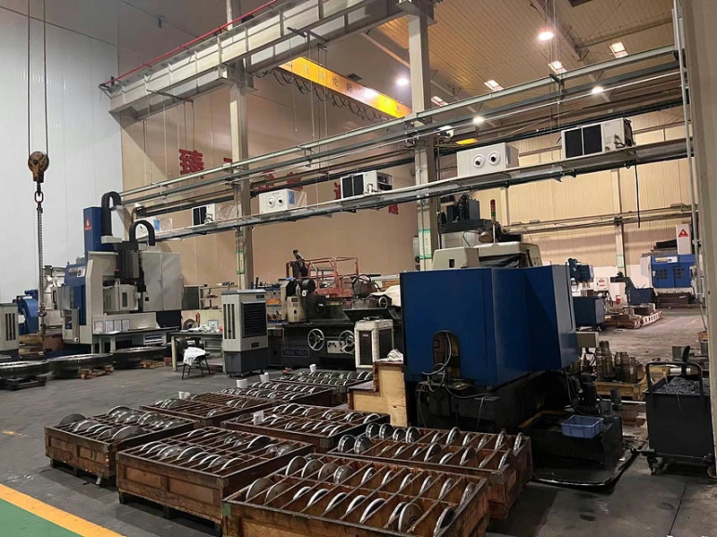 齒輪廠車間降溫使用工業(yè)蒸發(fā)冷省電空調(diào)，用電量只需傳統(tǒng)空1/6