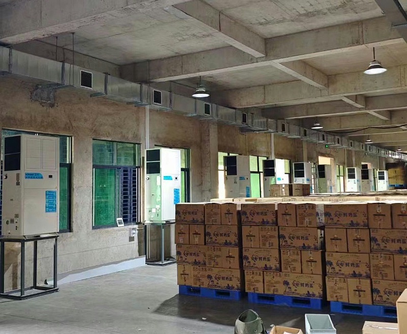 大型雞蛋恒溫倉庫降溫安裝工業(yè)智能節(jié)能空調(工業(yè)省電空調-立式軸流機)